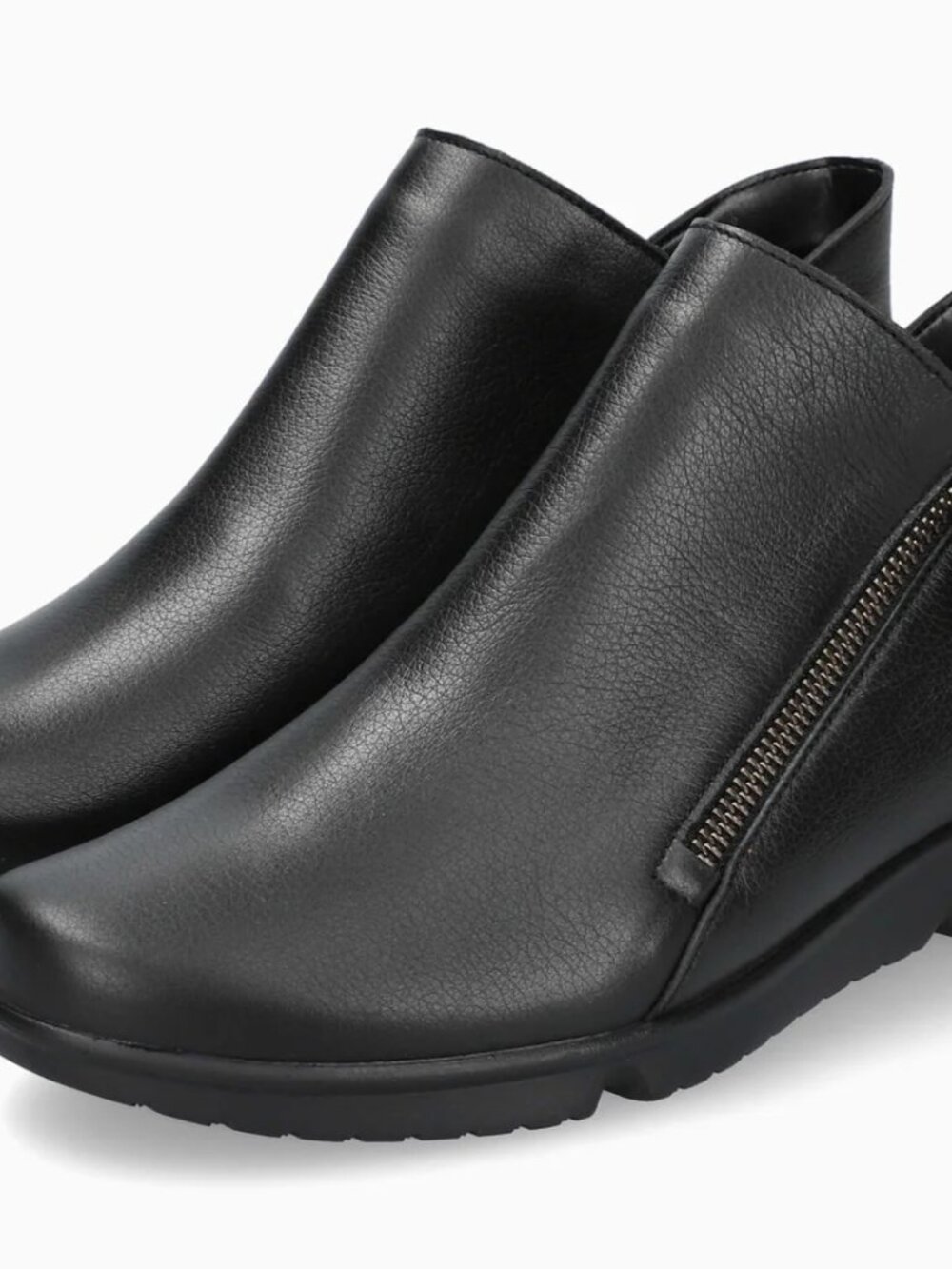 Like new, Mephisto, womens Romia boots, size: 7.5, color: black - Picture 2 of 9
